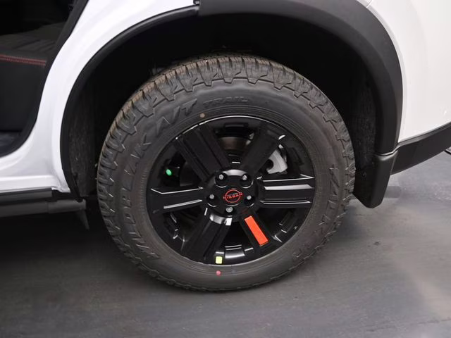 2026 Everest White Pearl Tricoat Nissan Rogue Rock Creek AWD SUV