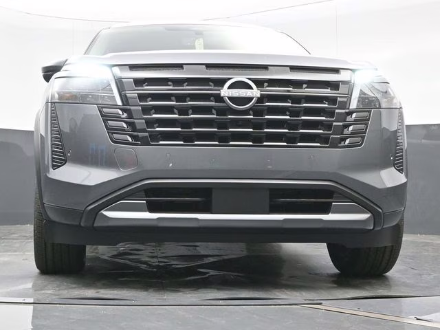2026 Gun Metallic Nissan Pathfinder Platinum FWD SUV