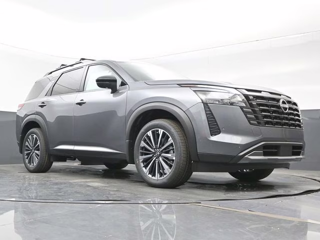 2026 Gun Metallic Nissan Pathfinder Platinum FWD SUV