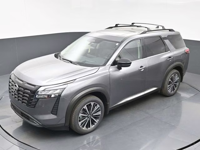 2026 Gun Metallic Nissan Pathfinder Platinum FWD SUV