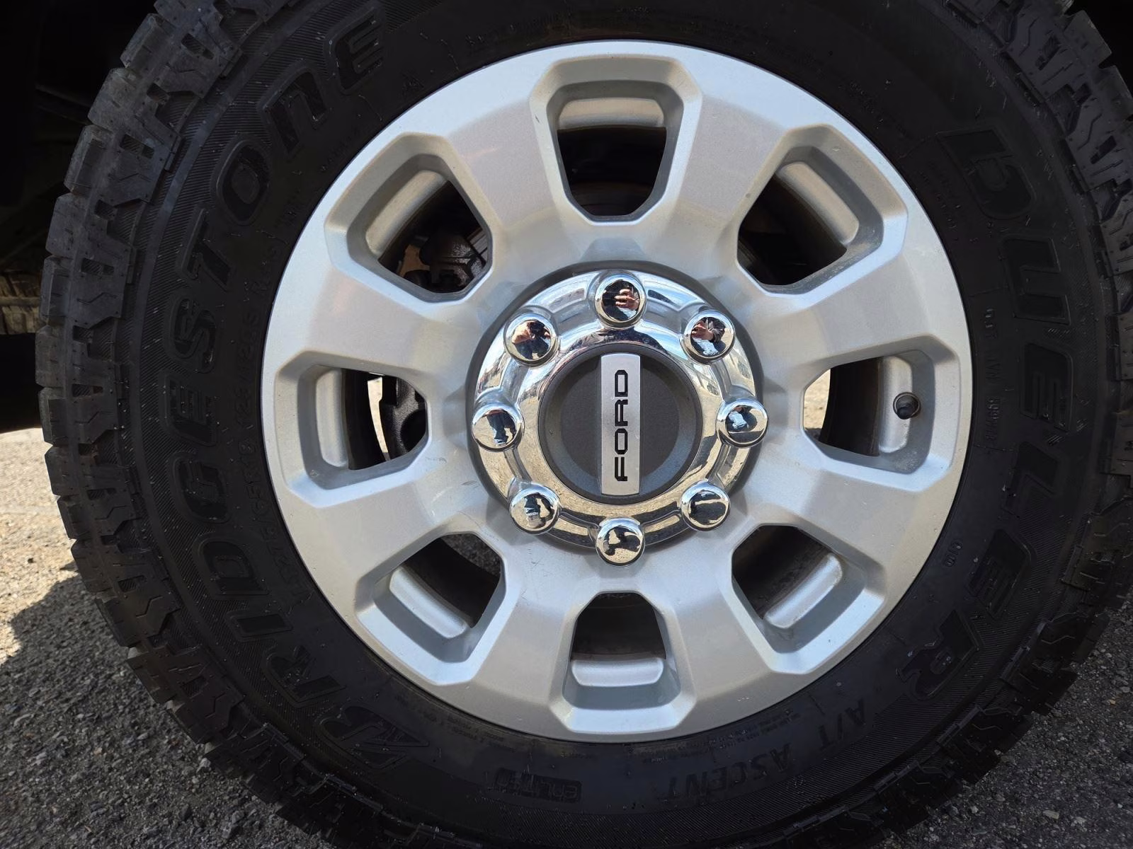 2023 Oxford White Ford Super Duty F-250 SRW XLT 4X4 Truck