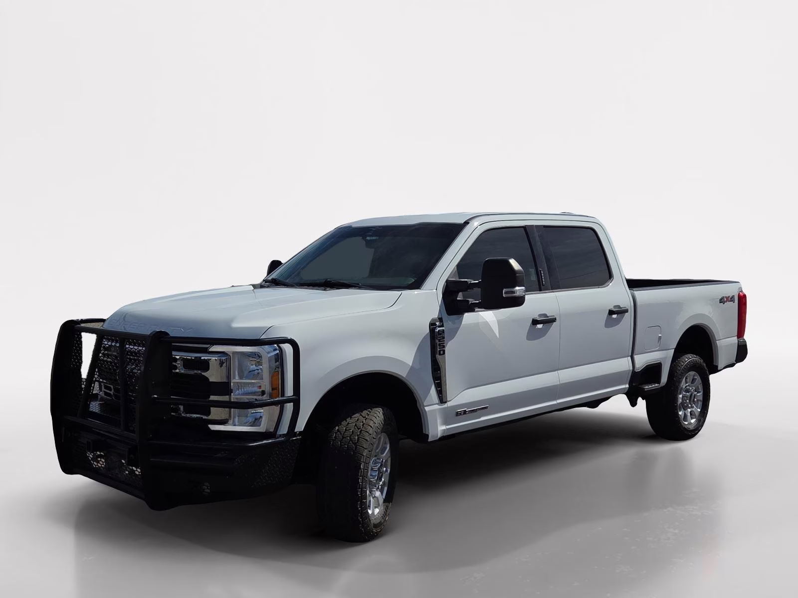 2023 Oxford White Ford Super Duty F-250 SRW XLT 4X4 Truck
