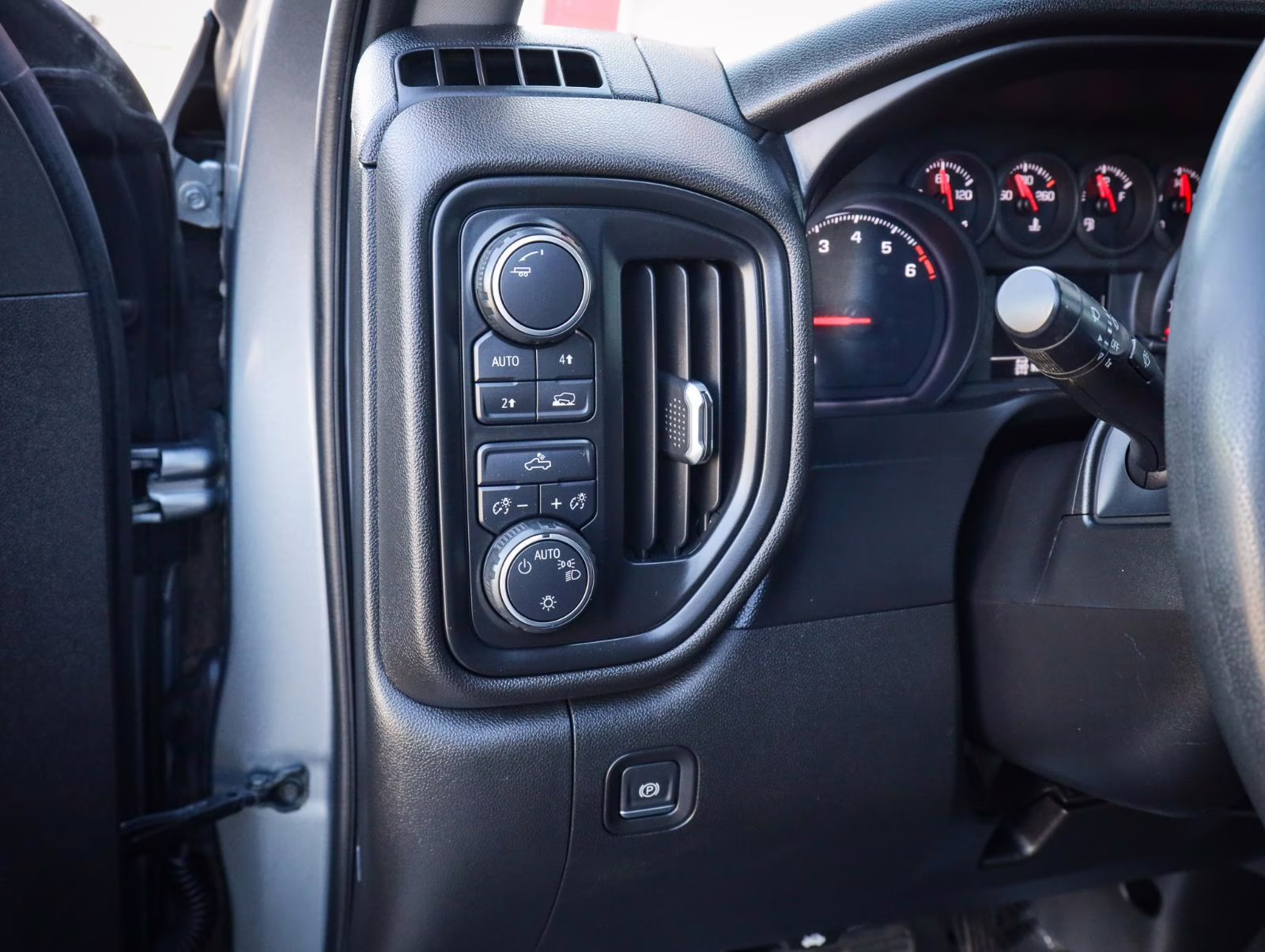 2019 Satin Steel Metallic Chevrolet Silverado 1500 Custom 4X4 Truck