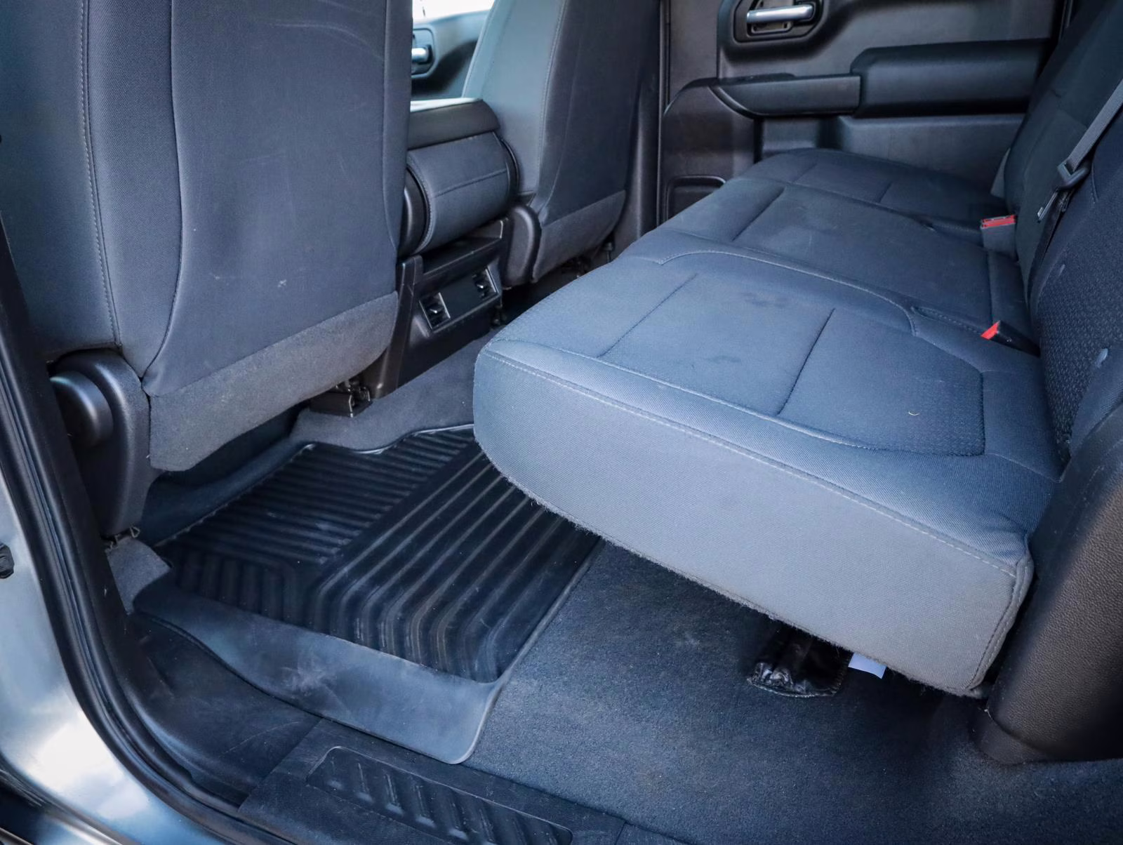 2019 Satin Steel Metallic Chevrolet Silverado 1500 Custom 4X4 Truck