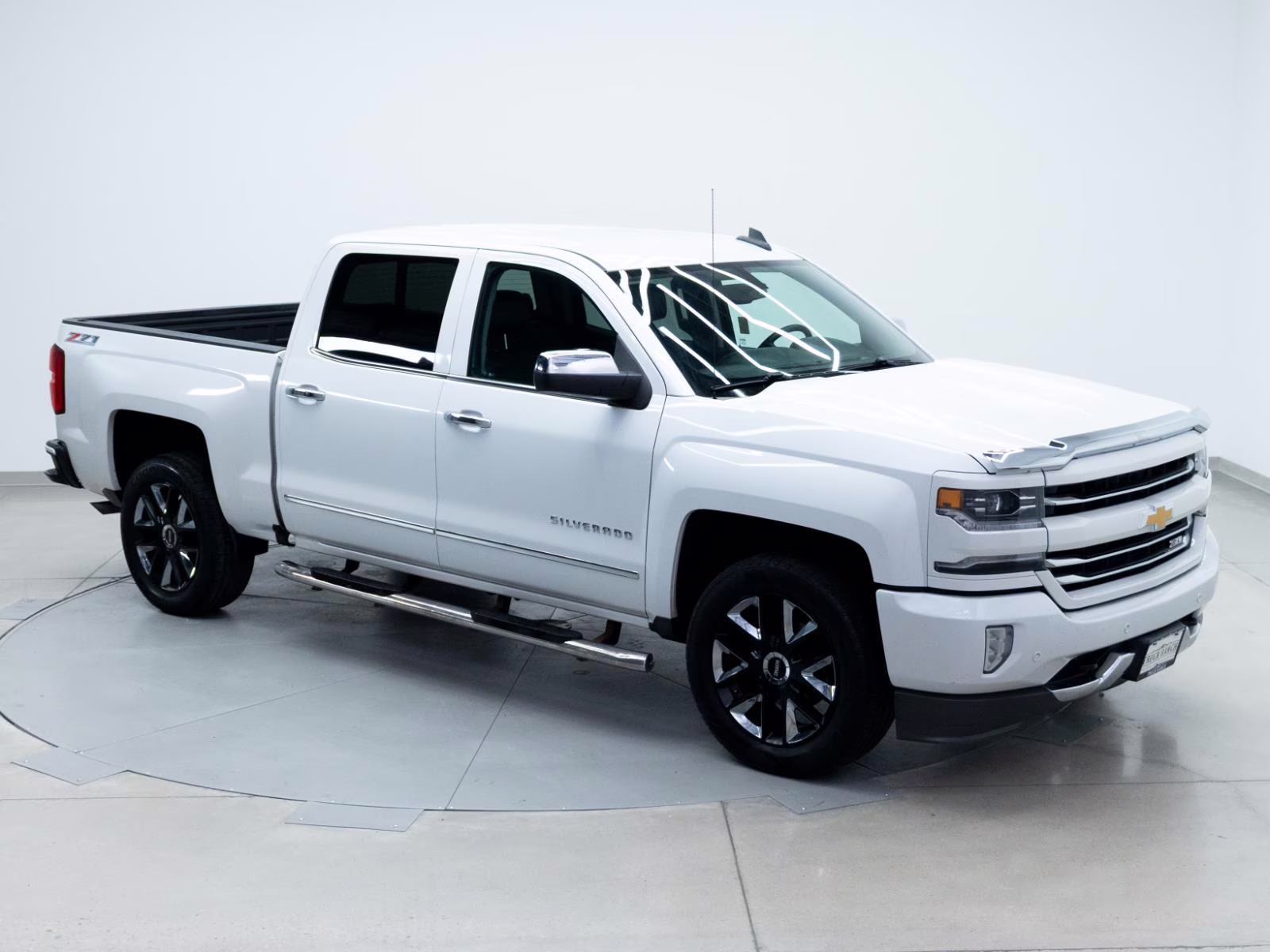 2017 Iridescent Pearl Tricoat Chevrolet Silverado 1500 LTZ 4X4 Truck