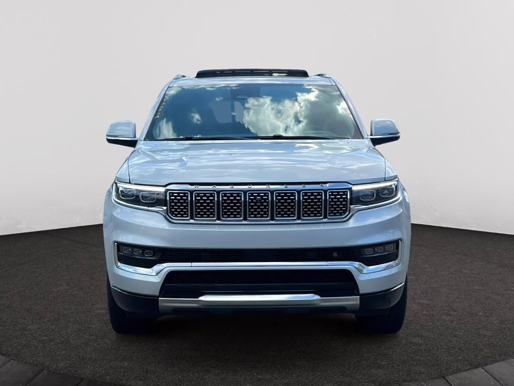 2022 Silver Zynith Jeep Grand Wagoneer Series III 4X4 SUV