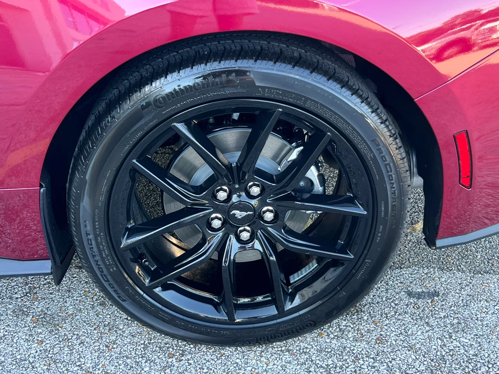 2025 Molten Magenta Metallic Tri-coat Ford Mustang EcoBoost Premium RWD Coupe