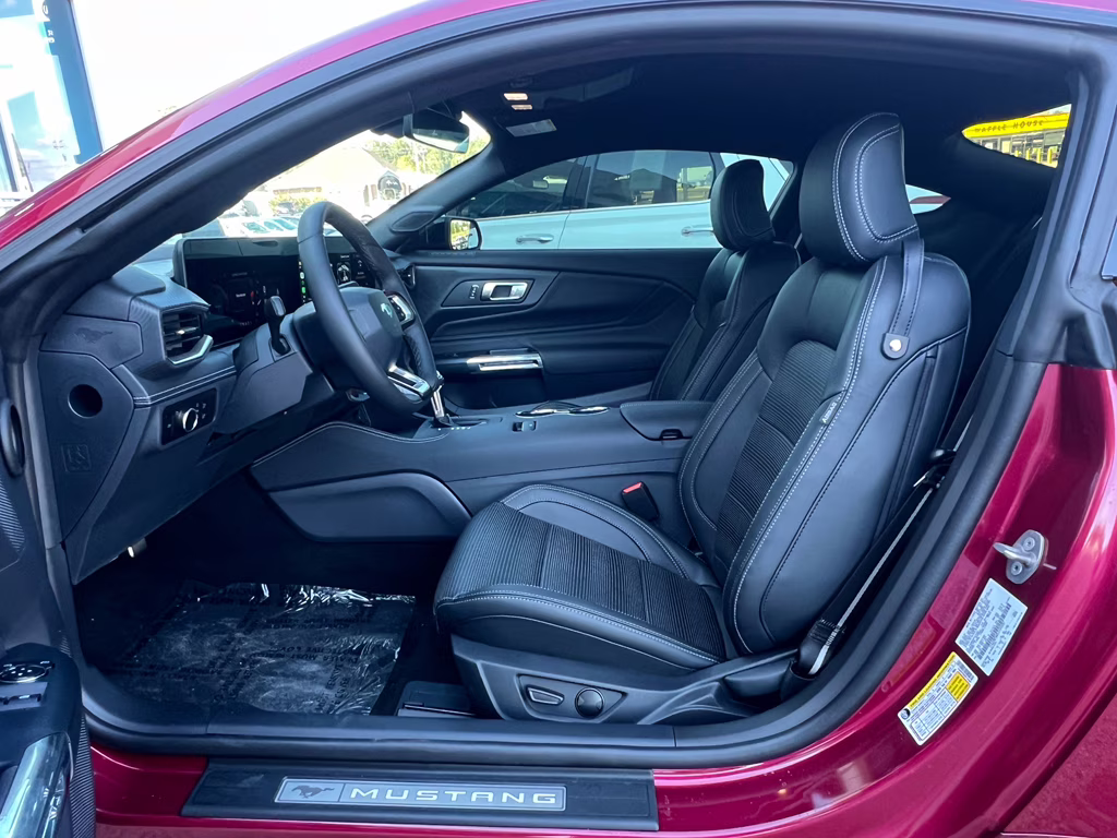 2025 Molten Magenta Metallic Tri-coat Ford Mustang EcoBoost Premium RWD Coupe