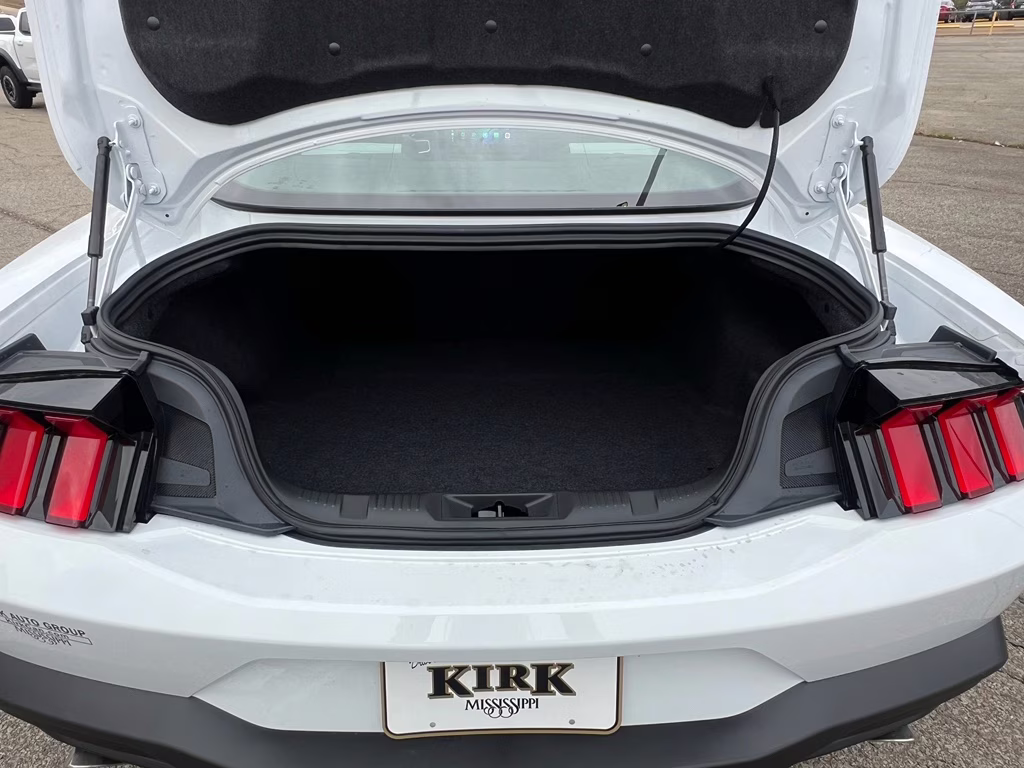 2026 Oxford White Ford Mustang EcoBoost RWD Coupe