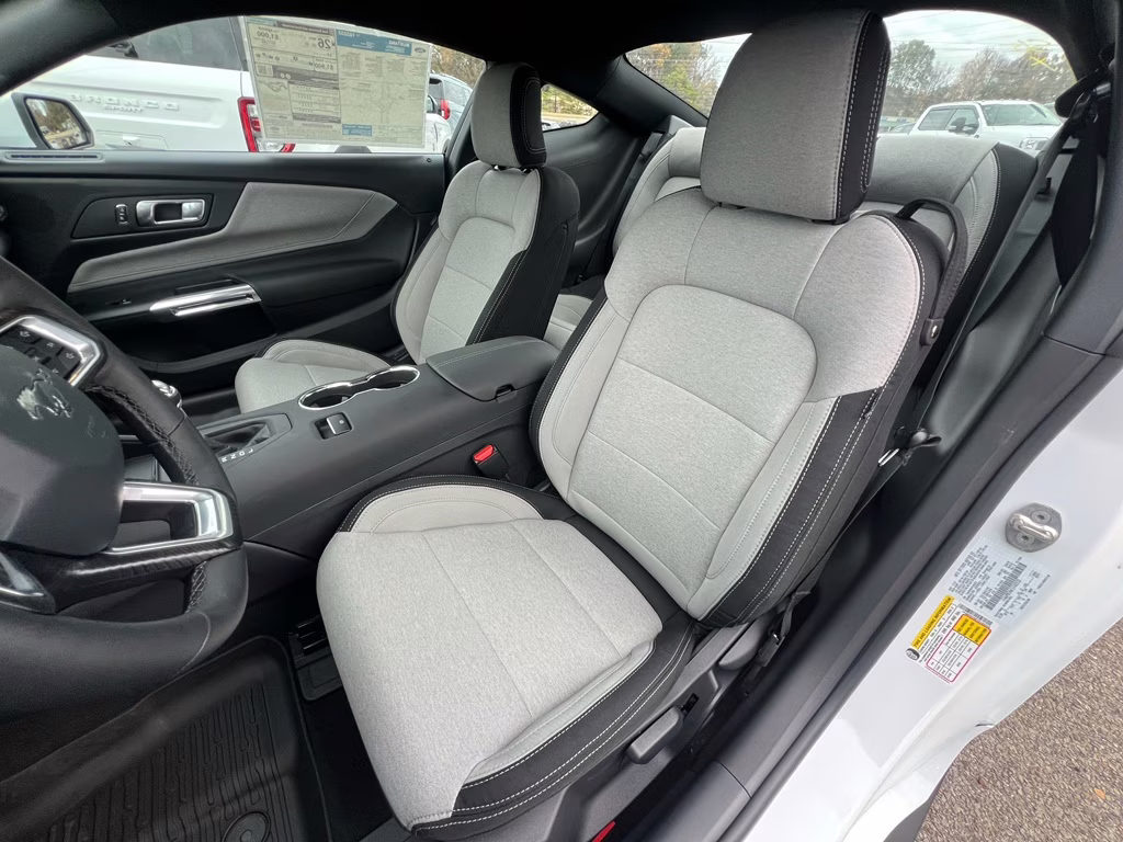 2026 Oxford White Ford Mustang EcoBoost RWD Coupe