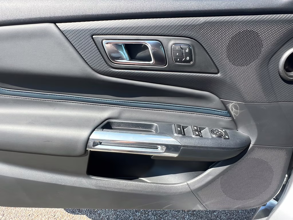 2025 Iconic Silver Metallic Ford Mustang GT Premium RWD Convertible