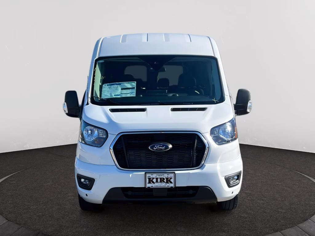 2025 Oxford White Ford Transit Wagon XLT RWD Crossover