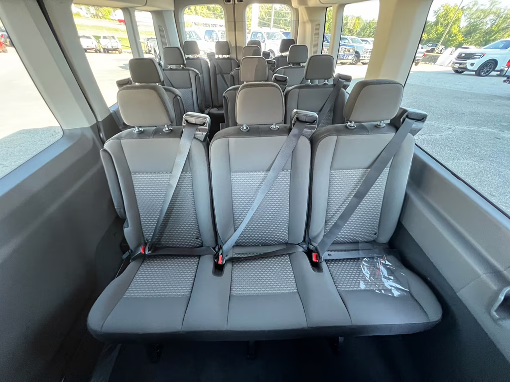 2025 Oxford White Ford Transit Wagon XLT RWD Crossover