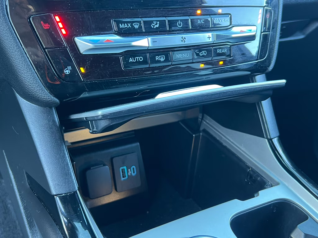2023 STAR WHITE MET TRI-COAT Ford Explorer ST 4X4 SUV