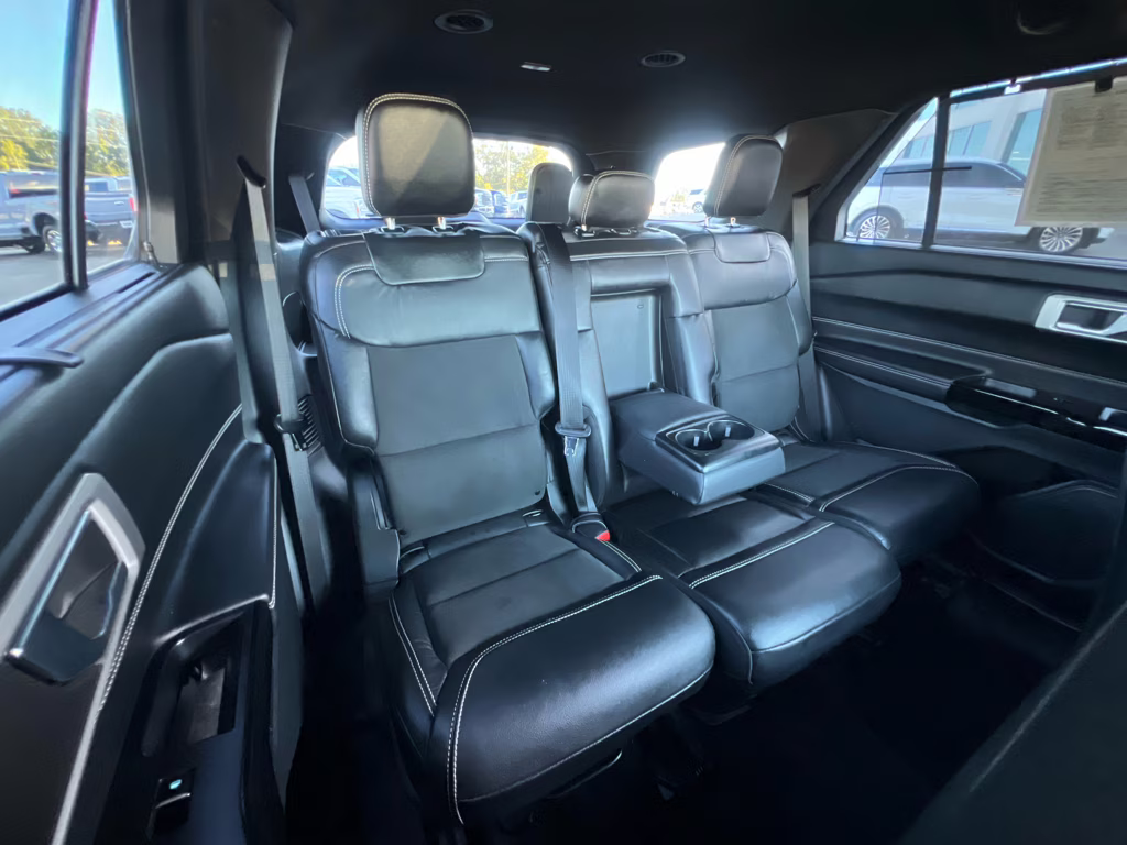 2023 STAR WHITE MET TRI-COAT Ford Explorer ST 4X4 SUV