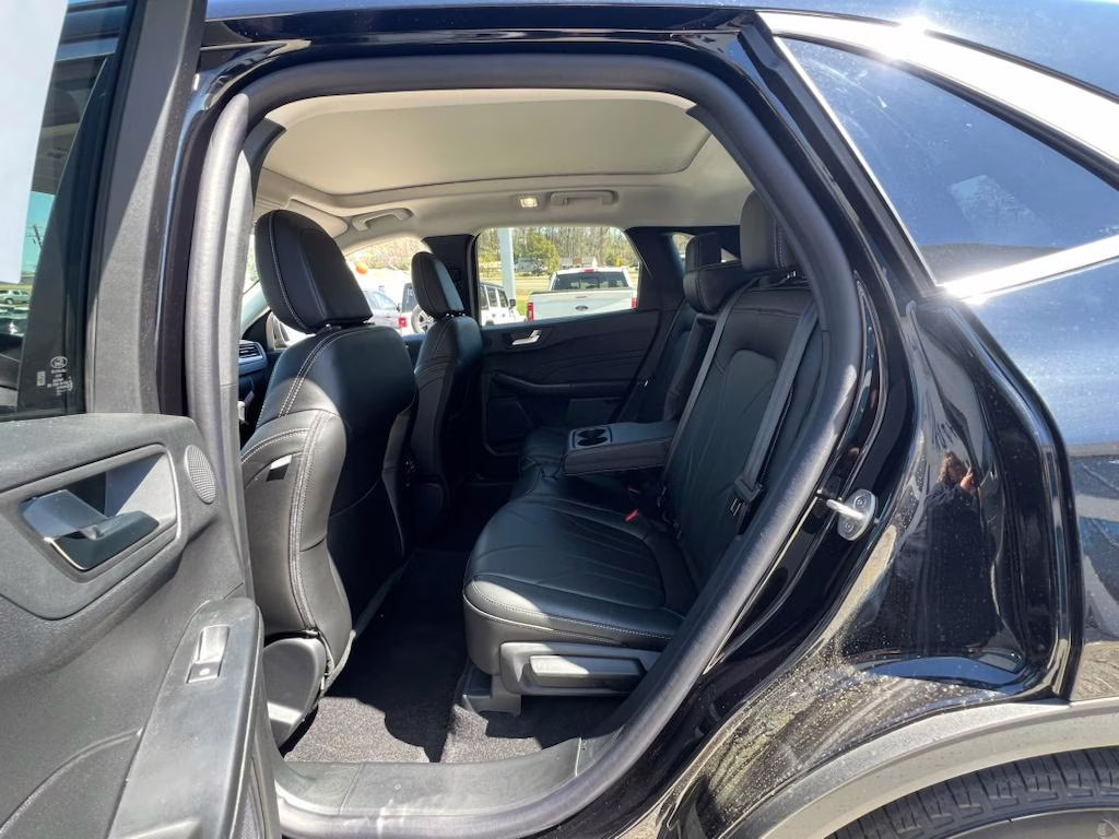 2025 Agate Black Metallic Ford Escape PHEV FWD SUV