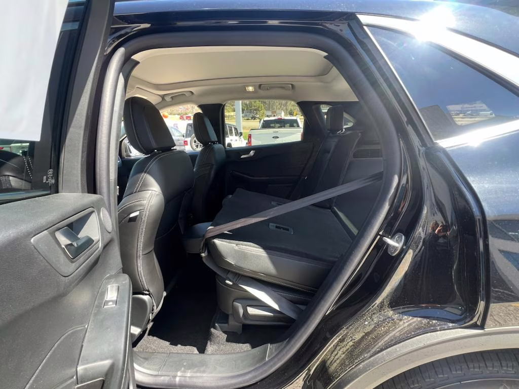 2025 Agate Black Metallic Ford Escape PHEV FWD SUV