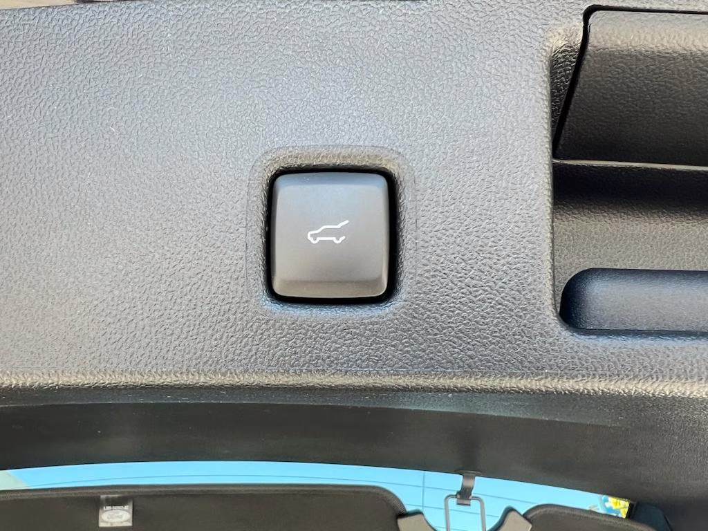 2025 Agate Black Metallic Ford Escape PHEV FWD SUV
