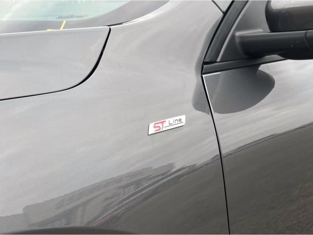 2025 Carbonized Gray Metallic Ford Escape ST-Line Select AWD SUV