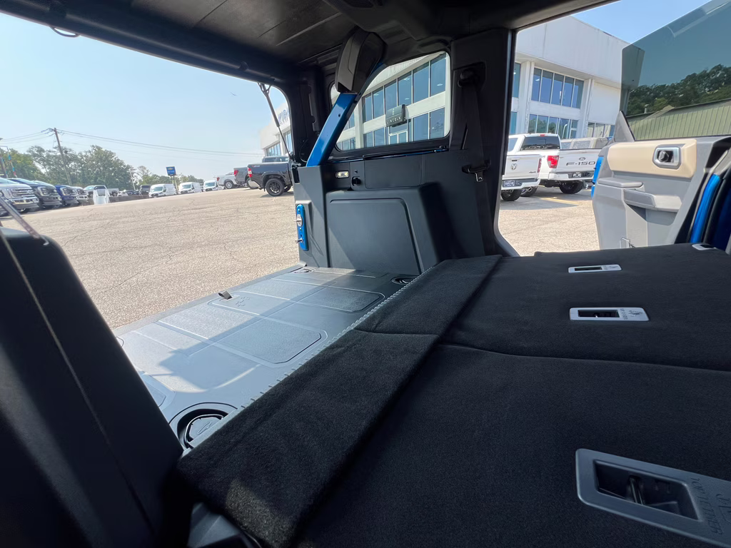 2025 Velocity Blue Metallic Ford Bronco Big Bend 4X4 SUV