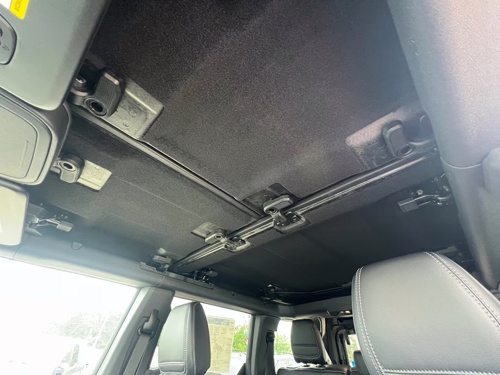 2025 Shadow Black Ford Bronco Outer Banks 4X4 SUV
