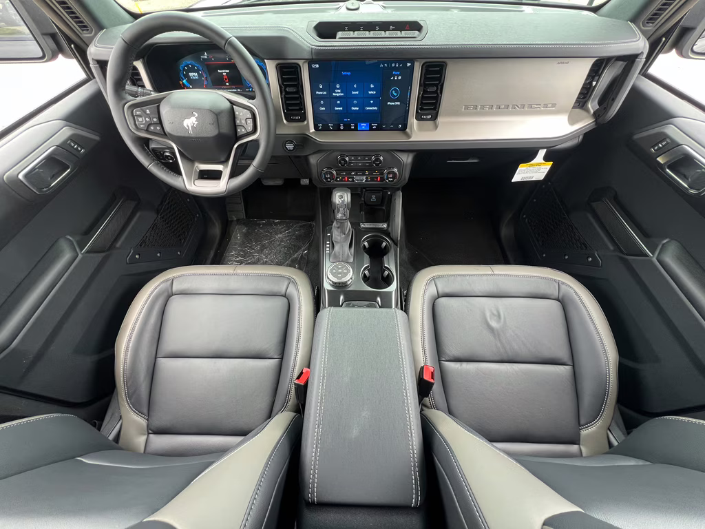 2025 Shadow Black Ford Bronco Outer Banks 4X4 SUV