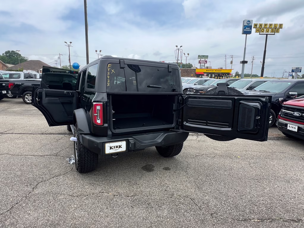 2025 Shadow Black Ford Bronco Outer Banks 4X4 SUV