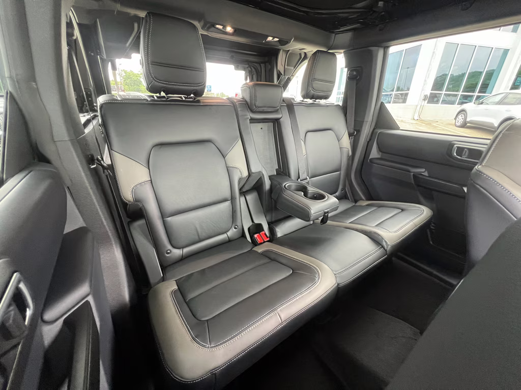 2025 Shadow Black Ford Bronco Outer Banks 4X4 SUV