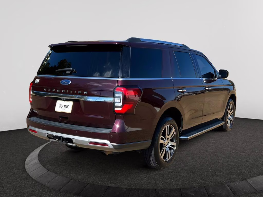2023 JEWEL RED MET TINTED CC Ford Expedition Limited 4X4 SUV
