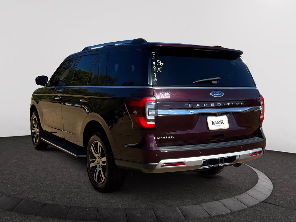 2023 JEWEL RED MET TINTED CC Ford Expedition Limited 4X4 SUV
