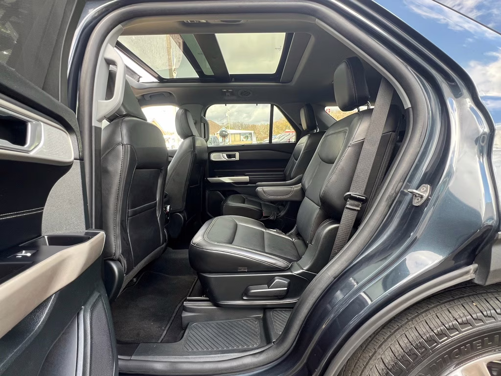 2023 Stone Blue Metallic Ford Explorer Limited RWD SUV