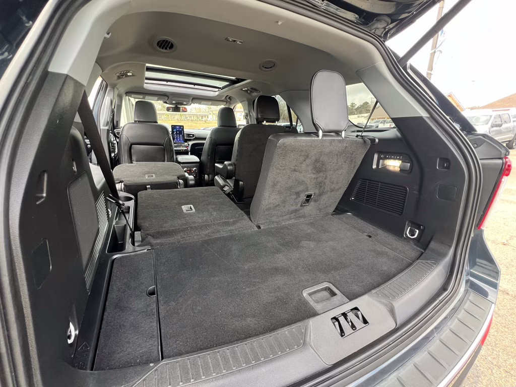 2023 Stone Blue Metallic Ford Explorer Limited RWD SUV