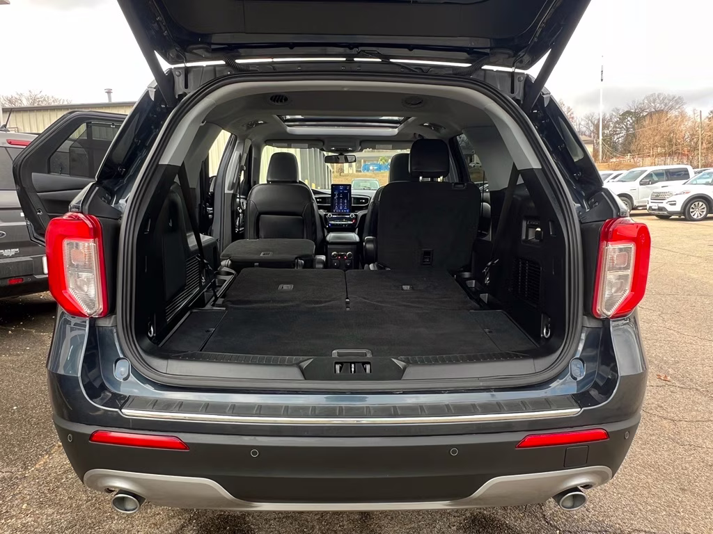 2023 Stone Blue Metallic Ford Explorer Limited RWD SUV