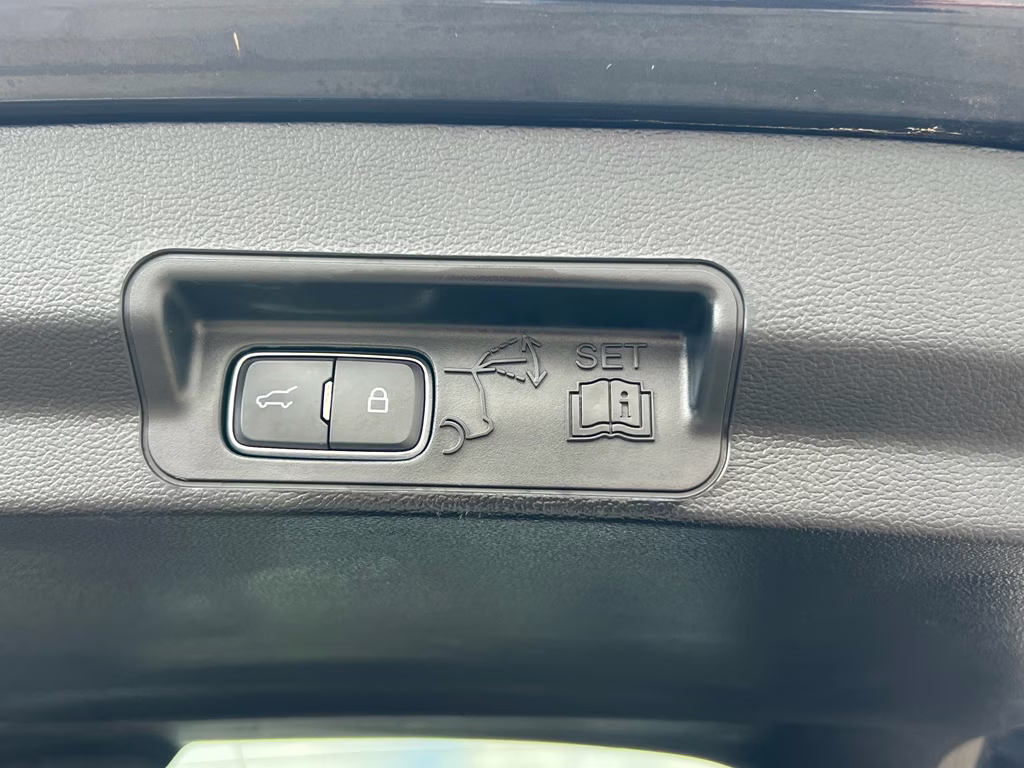 2023 Stone Blue Metallic Ford Explorer Limited RWD SUV