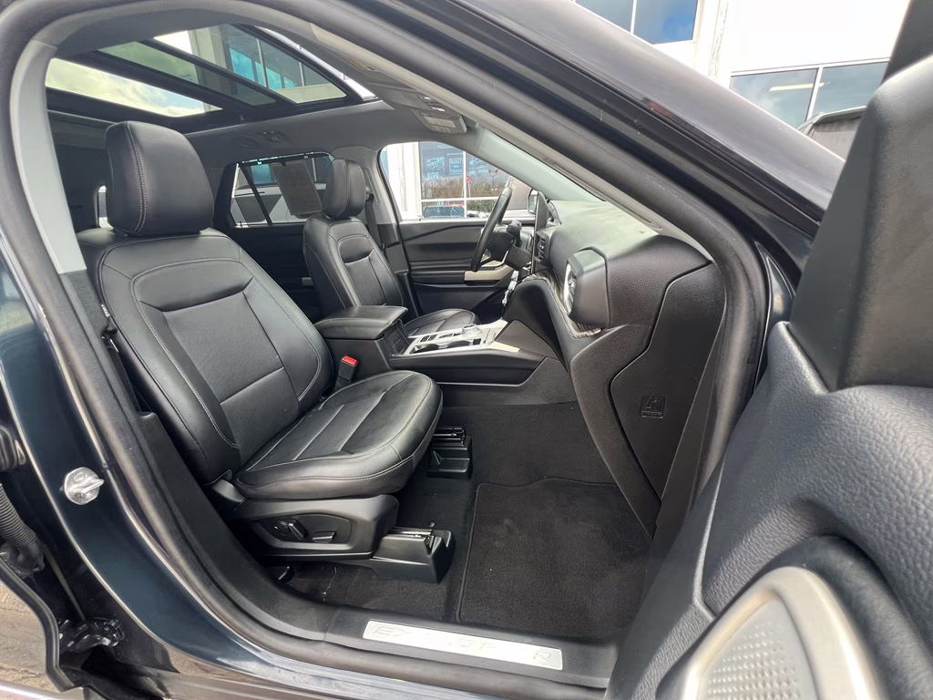 2023 Stone Blue Metallic Ford Explorer Limited RWD SUV