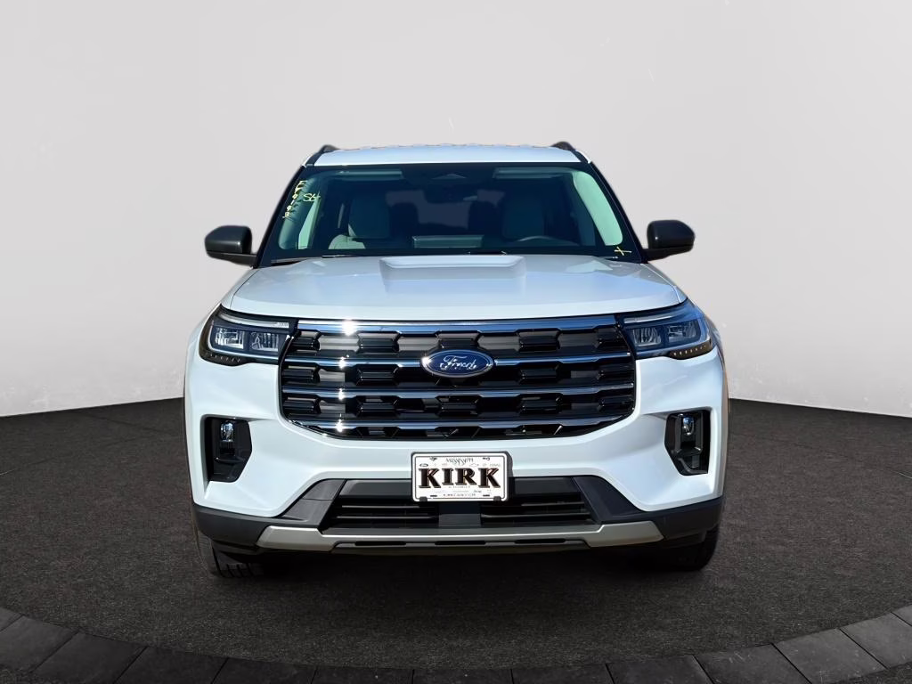 2026 Space White Metallic Ford Explorer Active (100A) RWD SUV