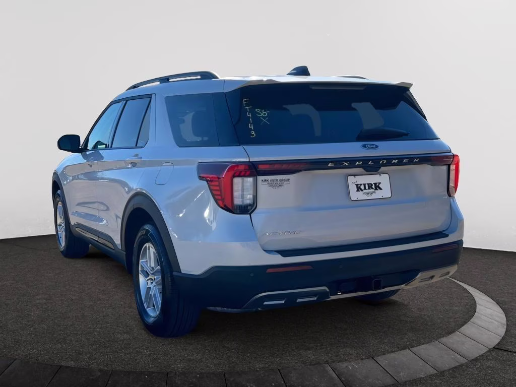 2026 Space White Metallic Ford Explorer Active (100A) RWD SUV
