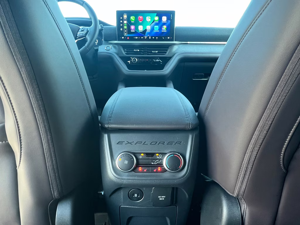 2025 Star White Metallic Tri-Coat Ford Explorer Platinum RWD SUV