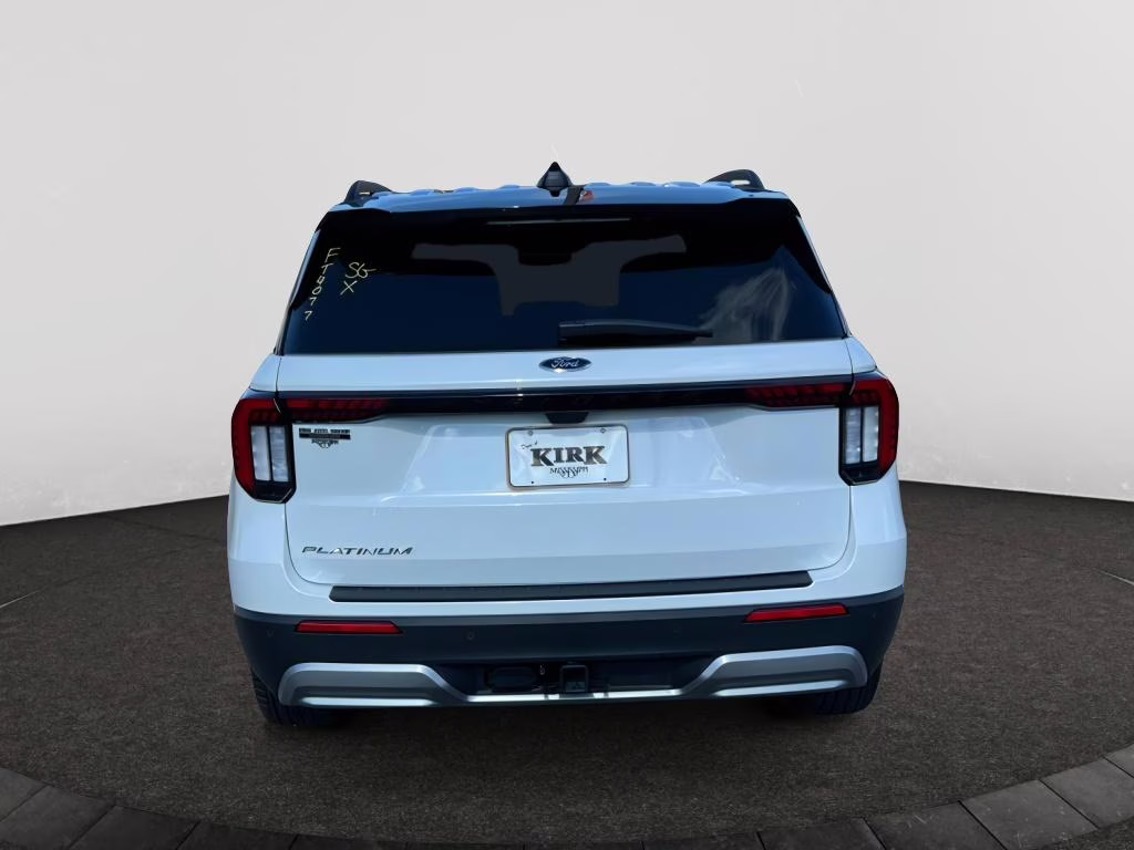 2025 Star White Metallic Tri-Coat Ford Explorer Platinum RWD SUV