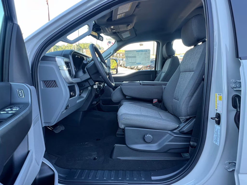 2026 Avalanche Ford Super Duty F-250 SRW XL 4X4 Truck