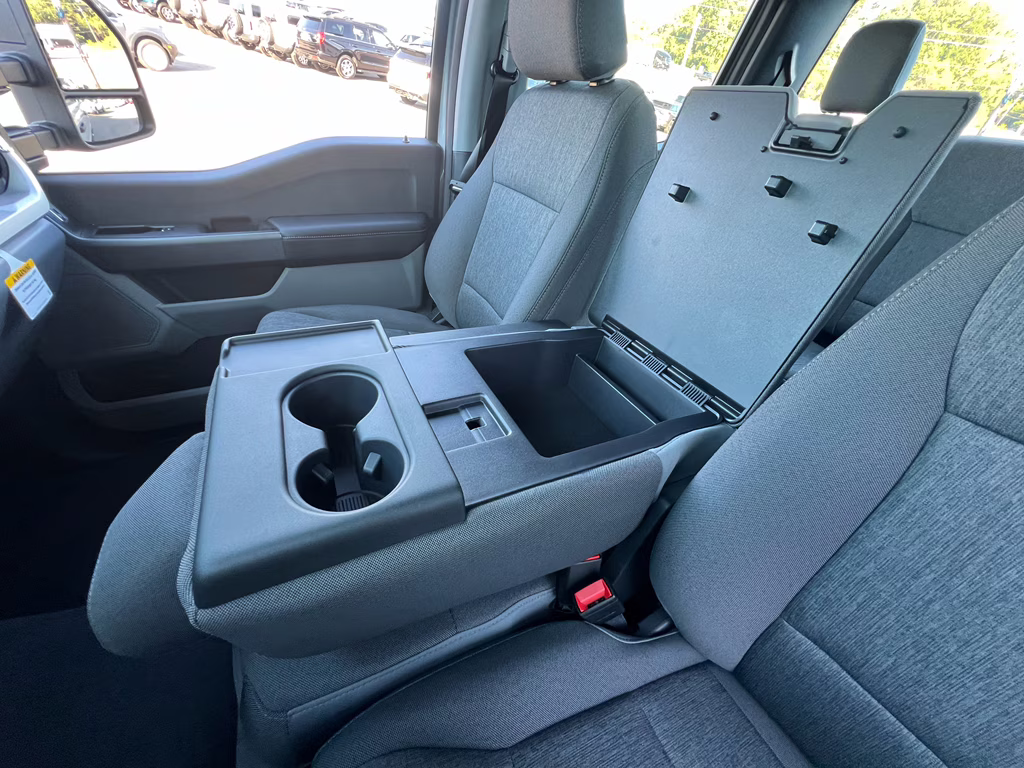 2026 Avalanche Ford Super Duty F-250 SRW XL 4X4 Truck