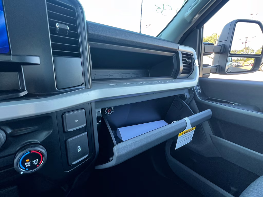 2026 Avalanche Ford Super Duty F-250 SRW XL 4X4 Truck