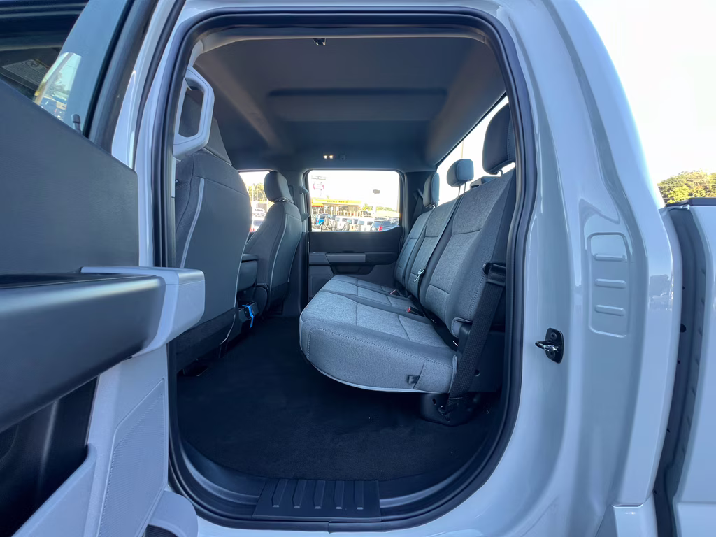 2026 Avalanche Ford Super Duty F-250 SRW XL 4X4 Truck