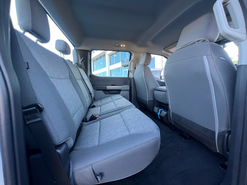 2026 Avalanche Ford Super Duty F-250 SRW XL 4X4 Truck