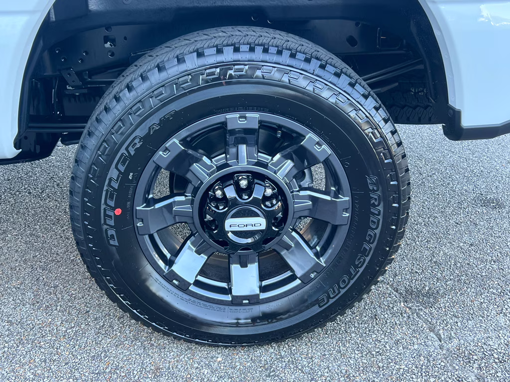 2026 Avalanche Ford Super Duty F-250 SRW XL 4X4 Truck