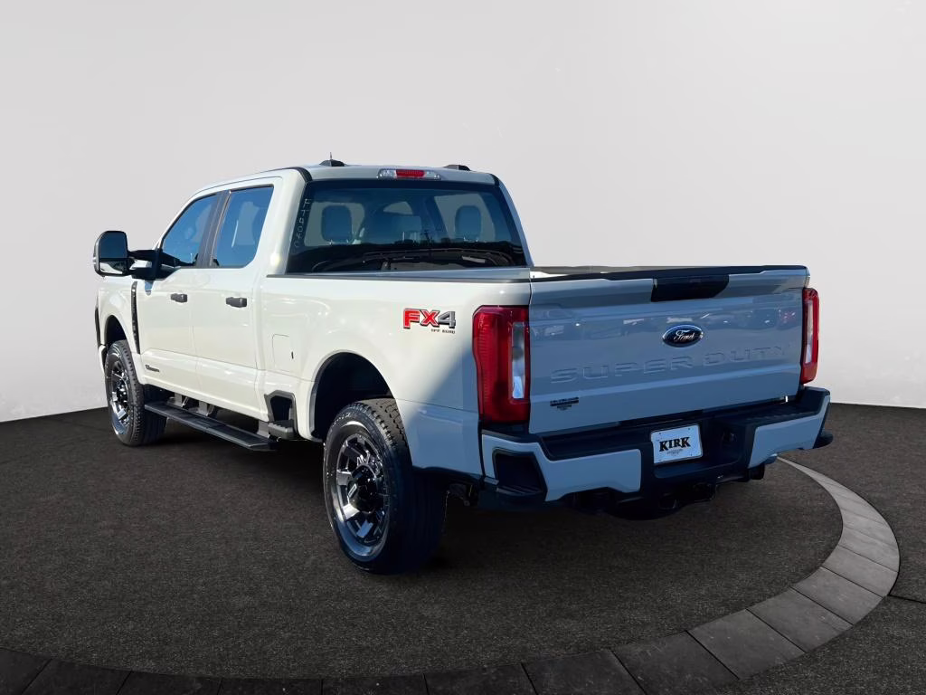 2026 Avalanche Ford Super Duty F-250 SRW XL 4X4 Truck