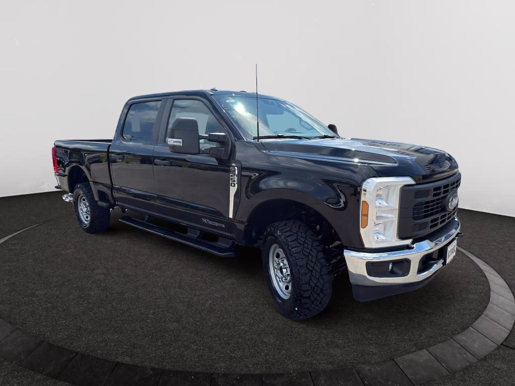 2026 Agate Black Metallic Ford Super Duty F-250 SRW XL 4X4 Truck