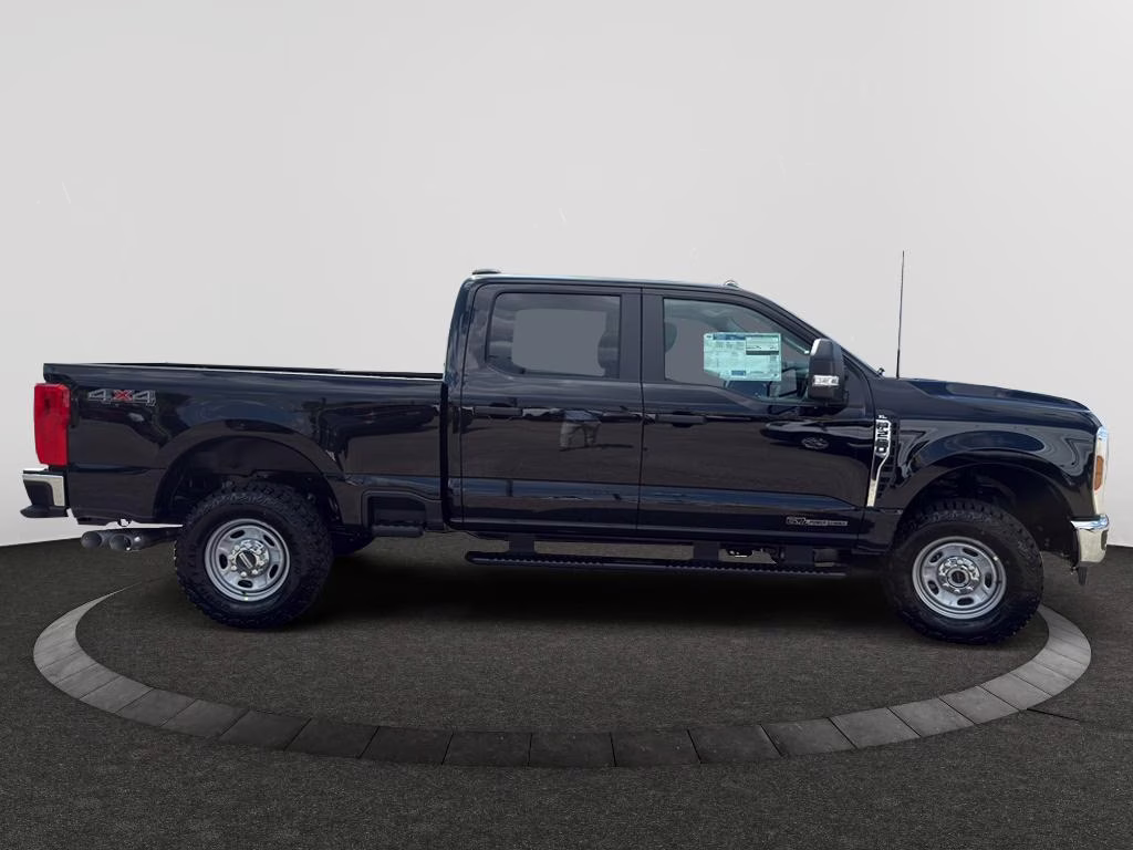 2026 Agate Black Metallic Ford Super Duty F-250 SRW XL 4X4 Truck