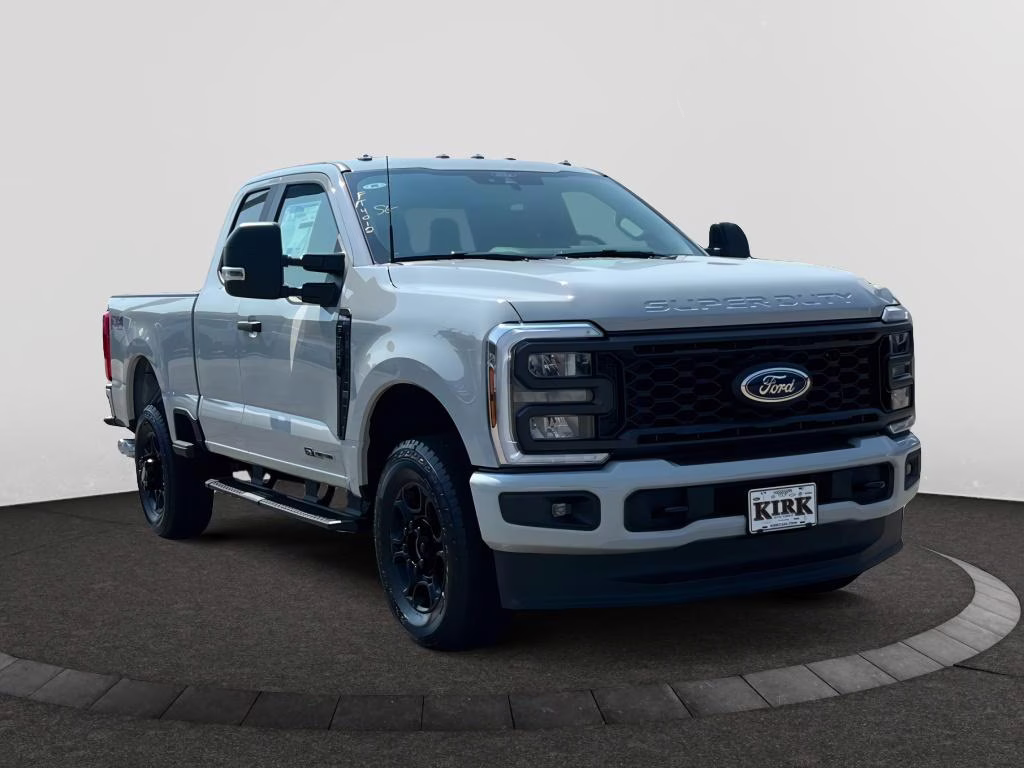 2026 Avalanche Ford Super Duty F-350 SRW XL 4X4 Truck