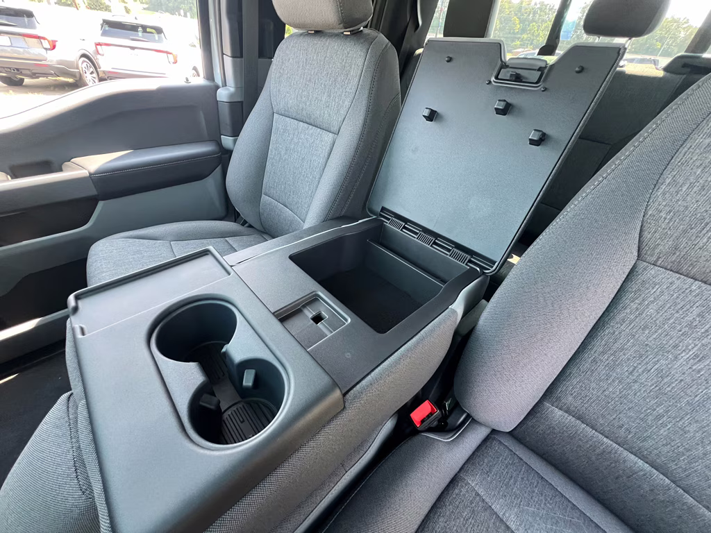 2026 Avalanche Ford Super Duty F-350 SRW XL 4X4 Truck